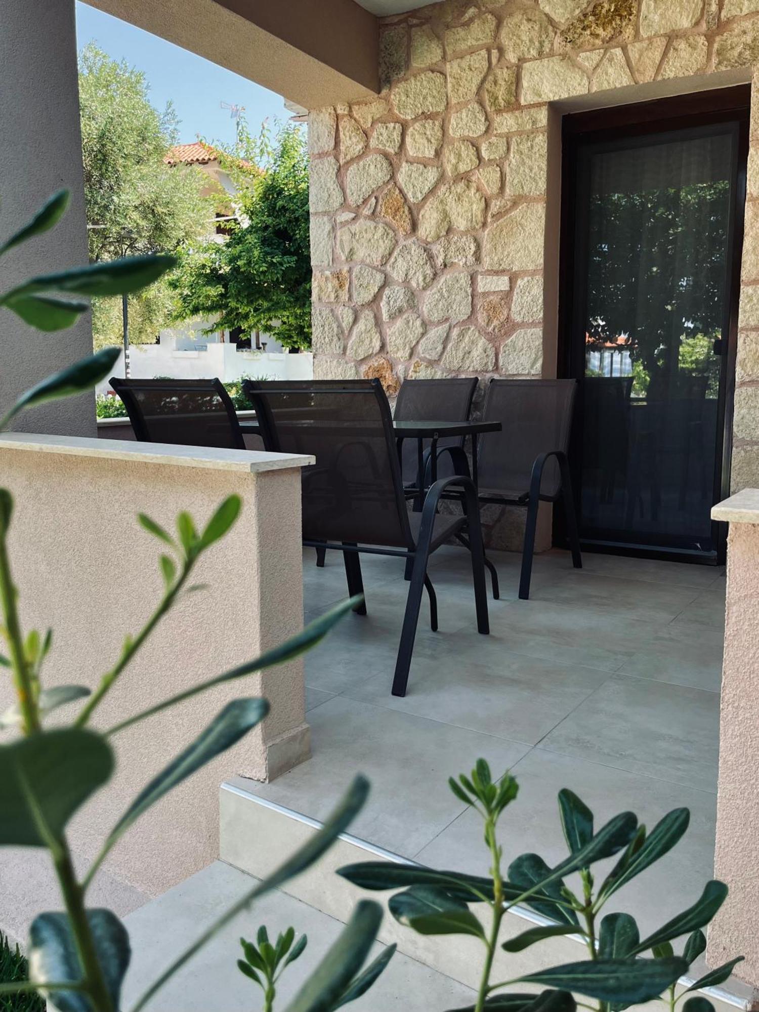 פפקוהורי Liogerma Apartments מראה חיצוני תמונה